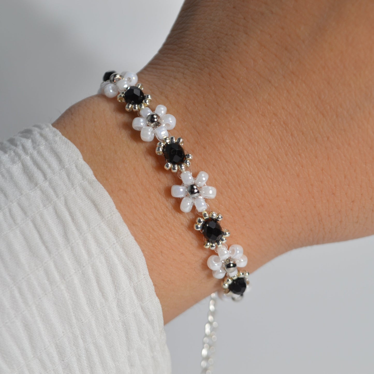 Black Bloom Bracelet