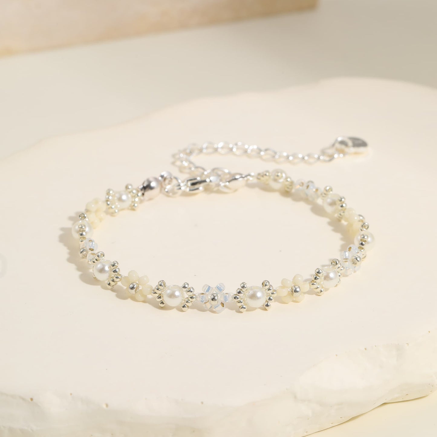 Pearl Daisy Bracelet