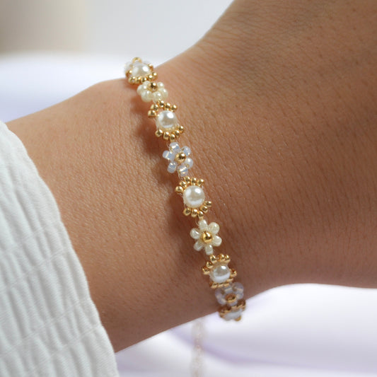 Pearl Daisy Bracelet
