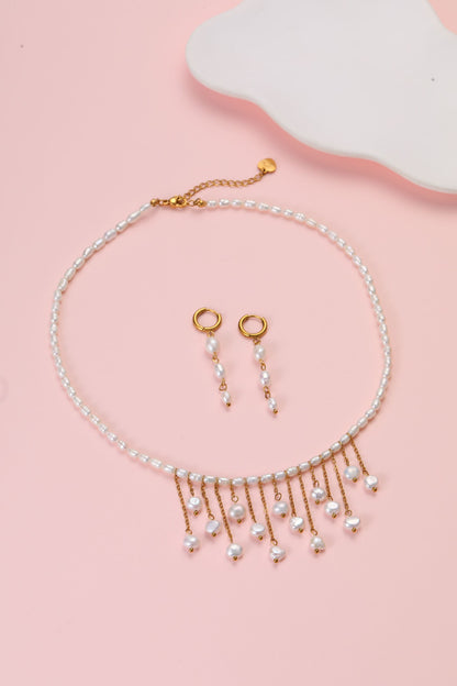 Cove Cascade Pearl Necklace