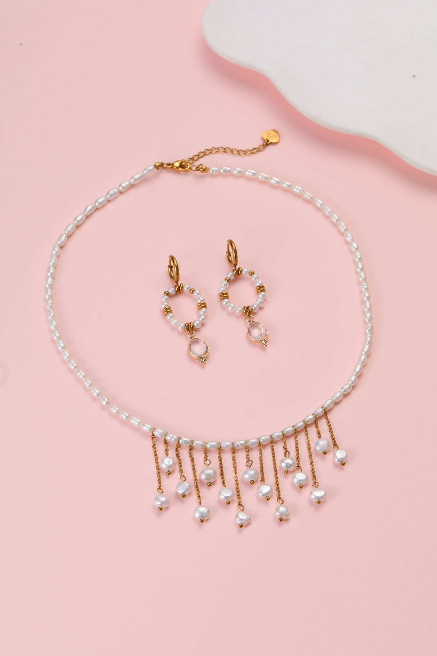 Cove Cascade Pearl Necklace