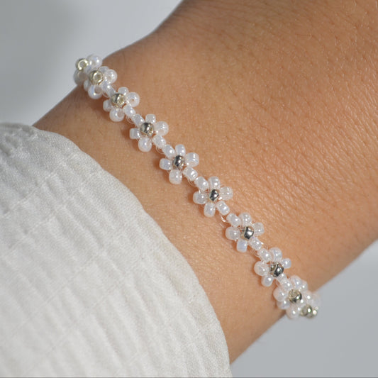 White Dainty Petals Bracelet