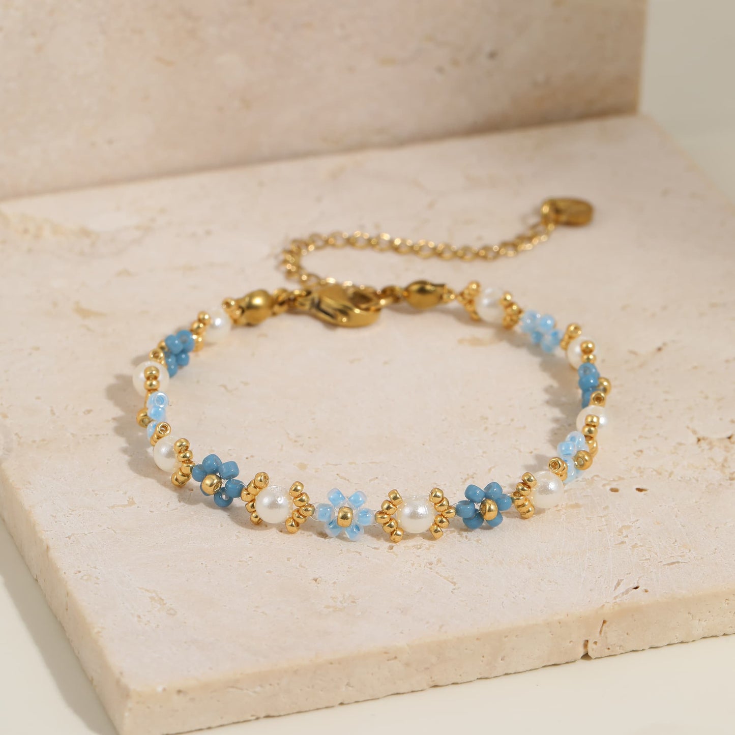 Pearl Blue Beaded Bracelet
